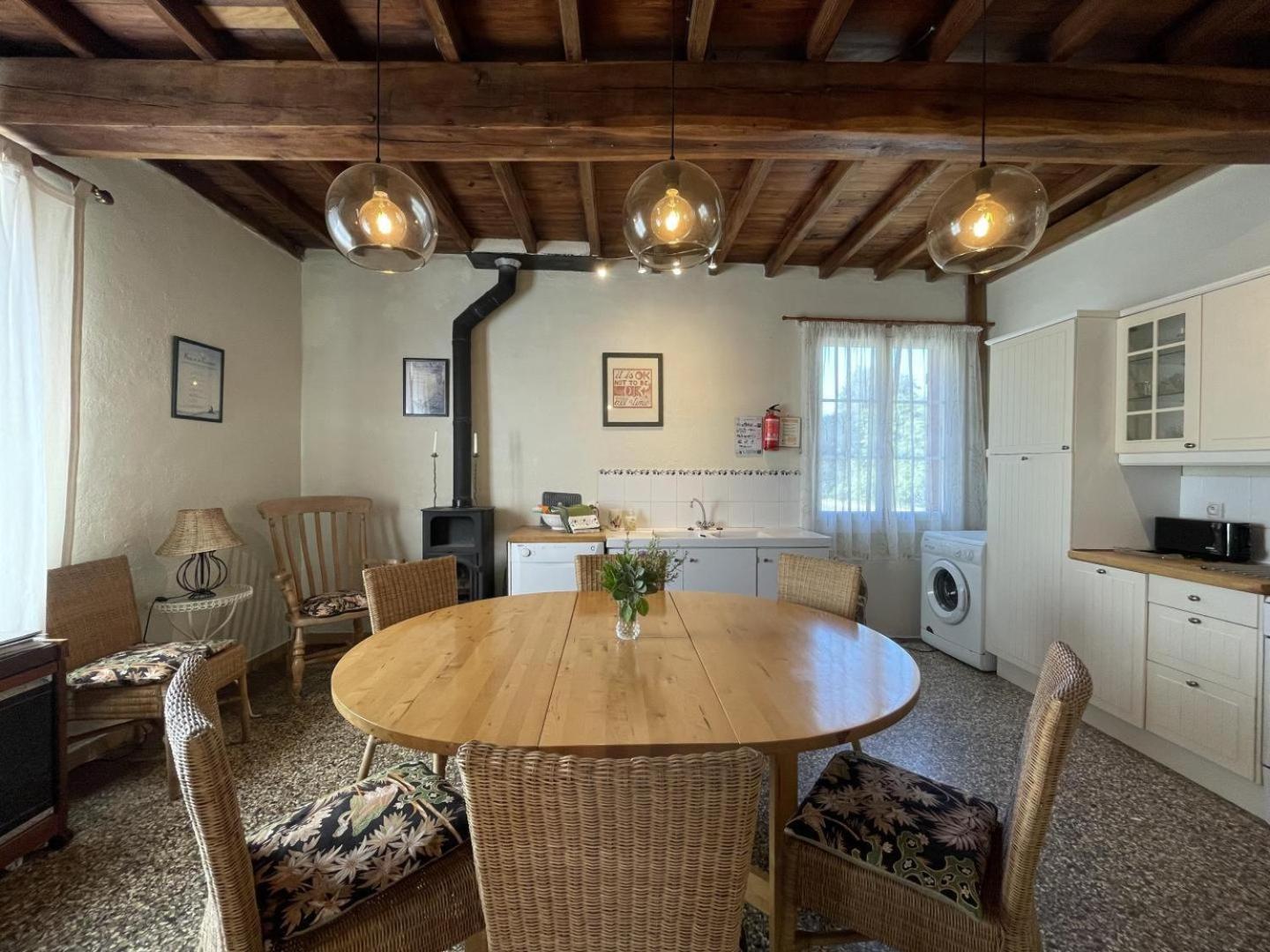 Maison Lajus Bassillon-Vauze Экстерьер фото